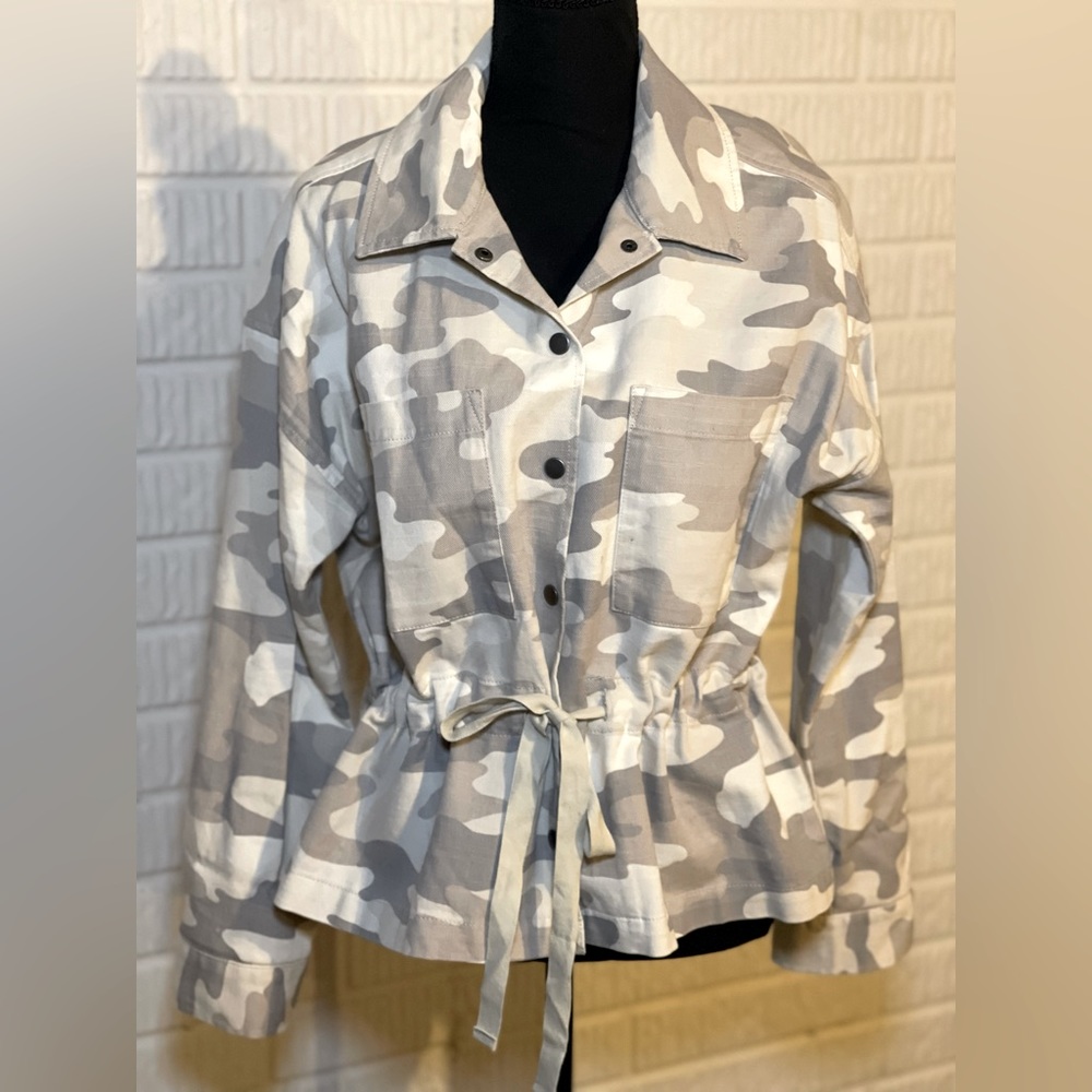 Camouflage, jean jacket